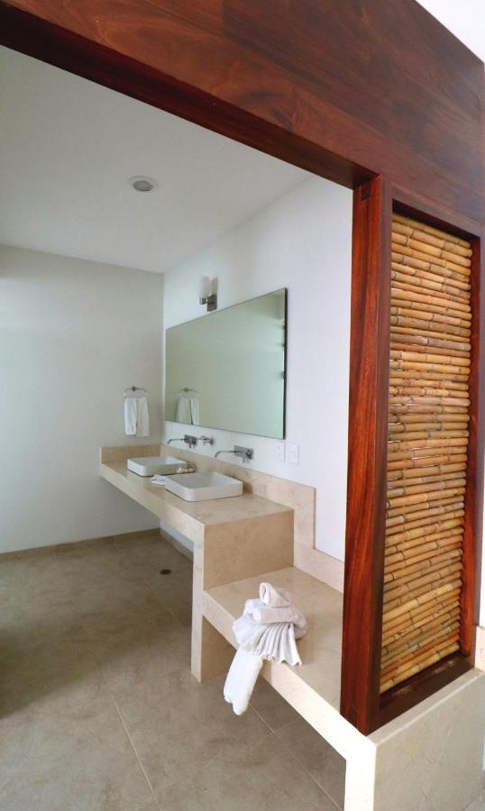 Lydmar Boutique Hotel Zihuatanejo Exterior foto